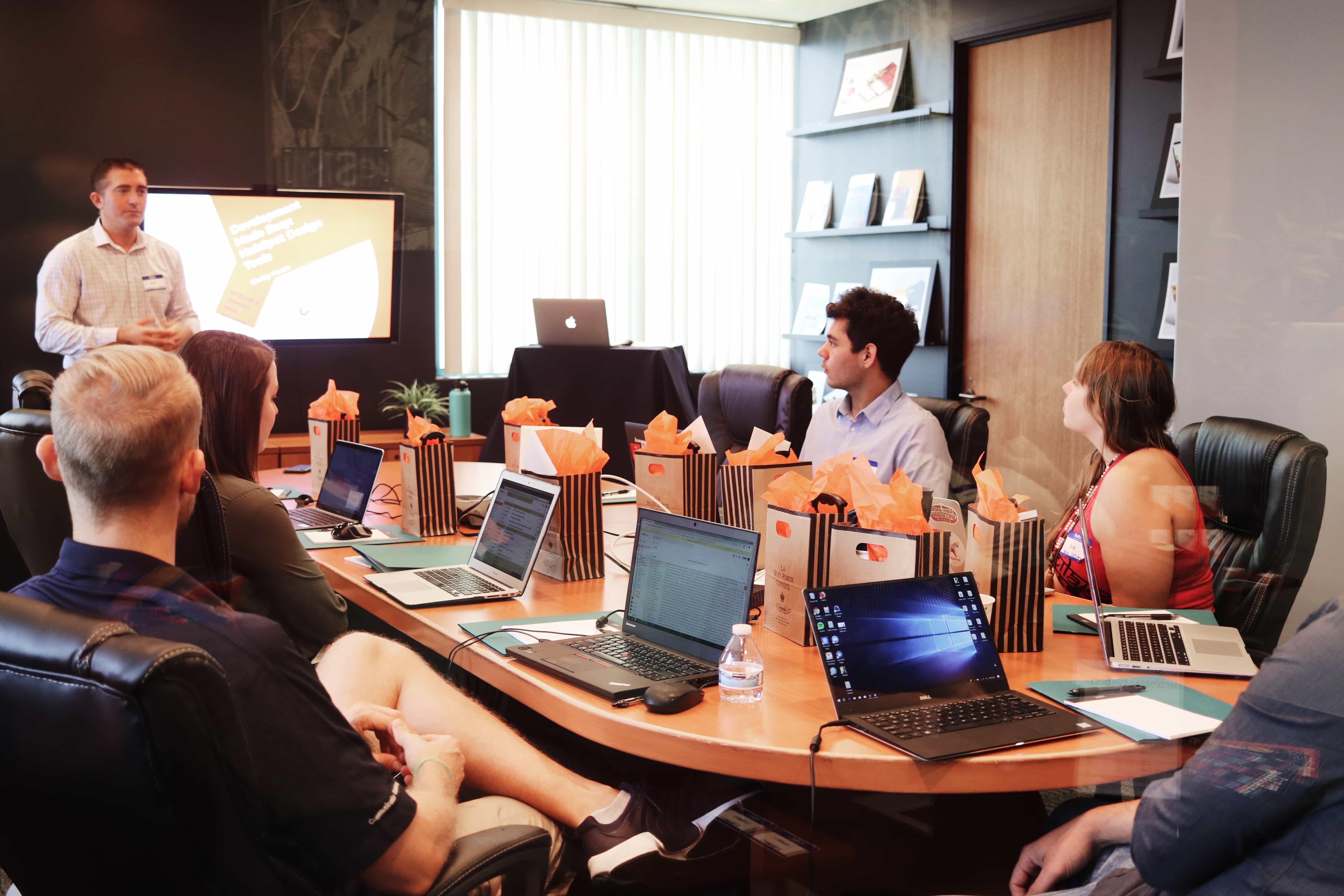 How to present (and win!) your intranet business case